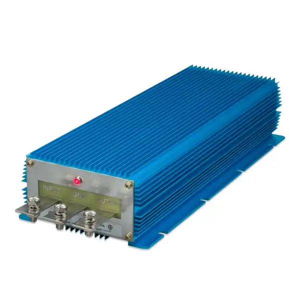 Victron Orion IP67 12/24-50 (1200W) 3 Victron Orion IP67 12/24-50 (1200W)