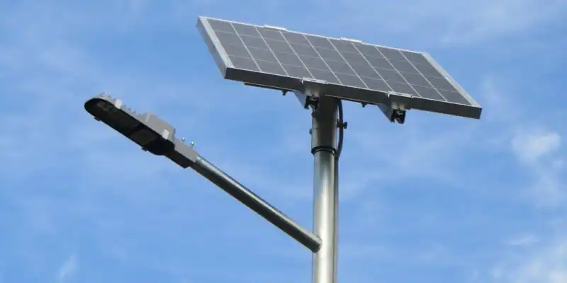Stalpi iluminat fotovoltaici