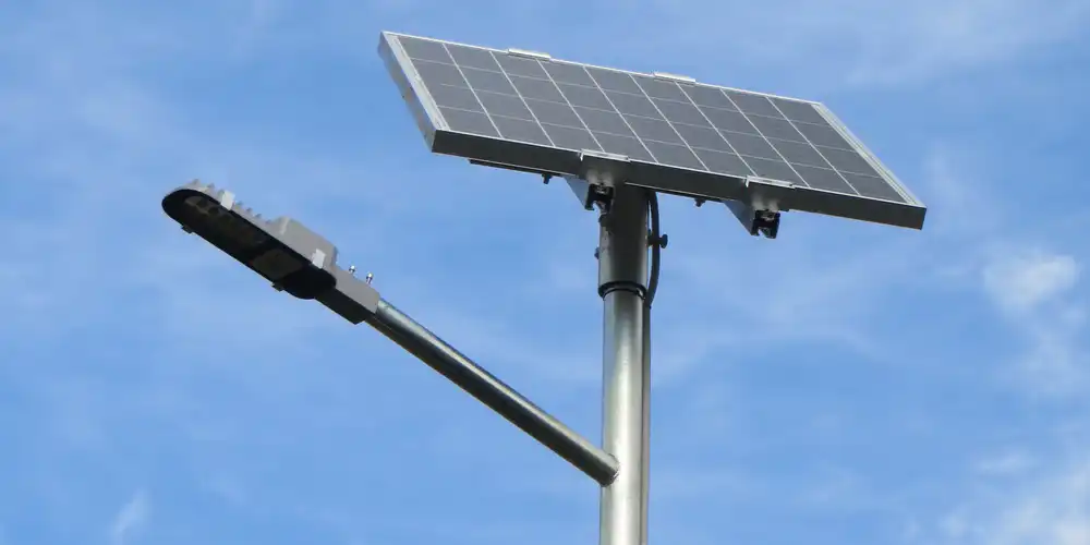 Stalpi iluminat fotovoltaici independenti 14 Stalpi iluminat fotovoltaici