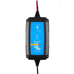 Alternative view of Victron Blue Smart IP65 Charger 12/25 + DC connector
