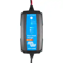 Alternative view of Victron Blue Smart IP65 Charger 24/8 + DC connector